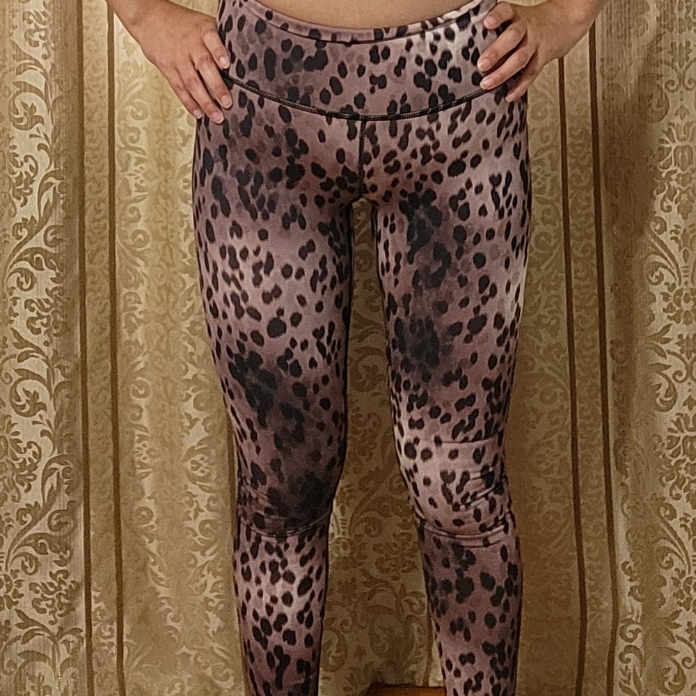 Fabletics Leggings - Picture 4 of 8